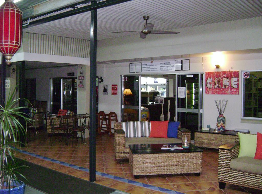 Bramston Beach Motel 外观 照片