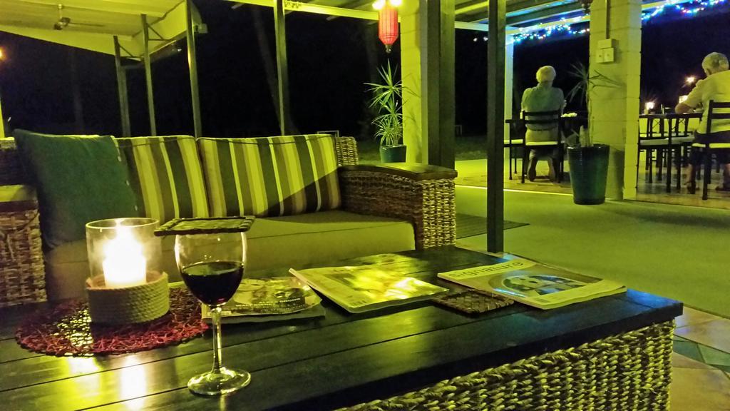 Bramston Beach Motel 外观 照片