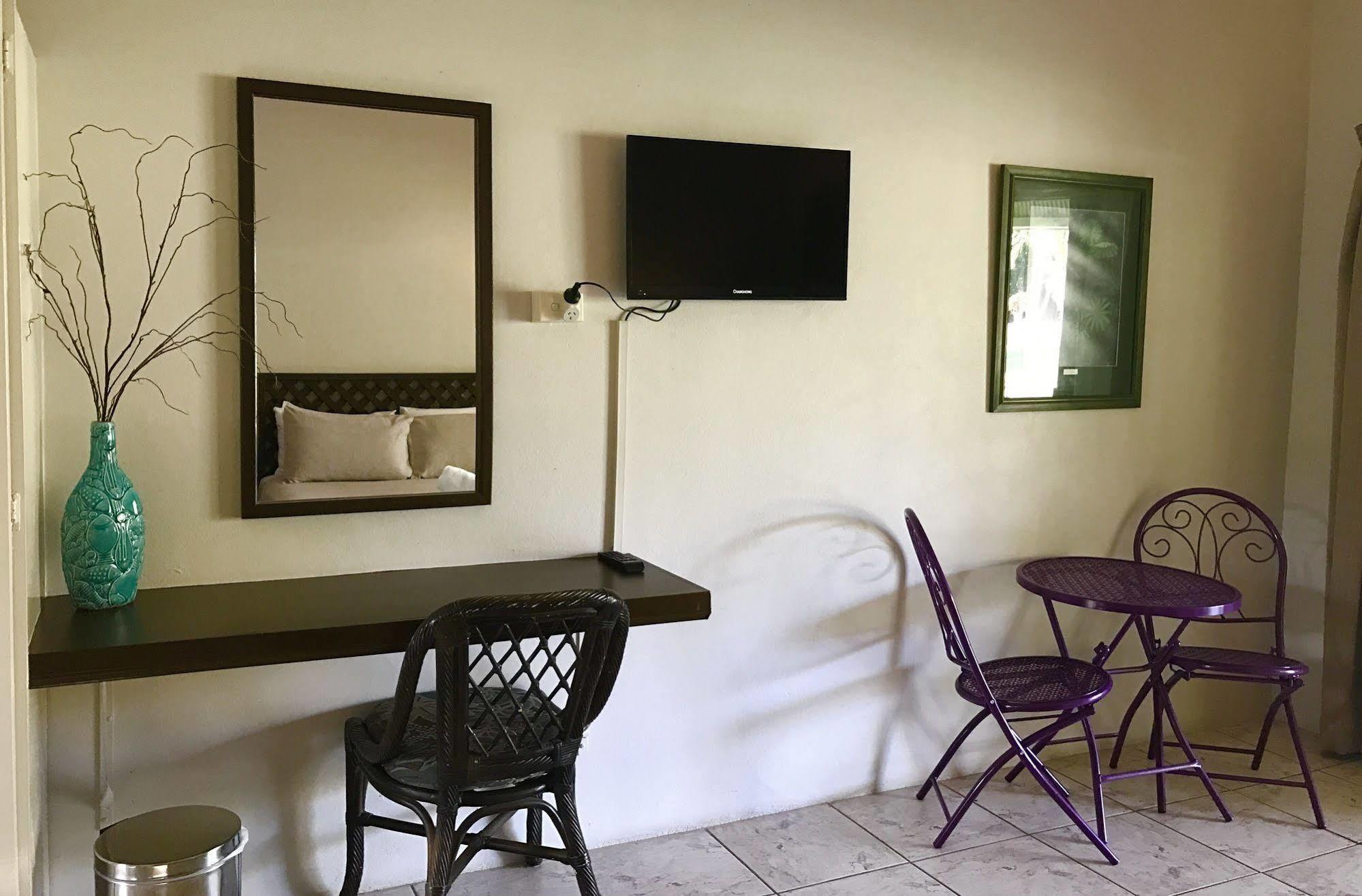 Bramston Beach Motel 外观 照片